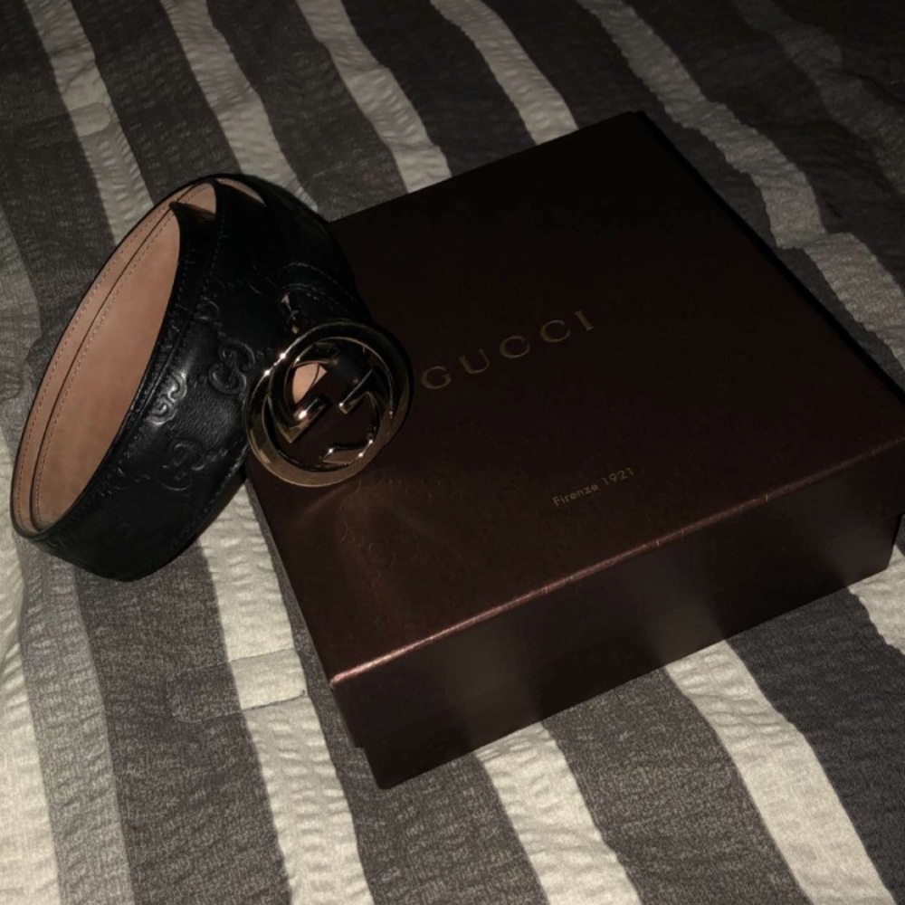 Men’s Gucci belt